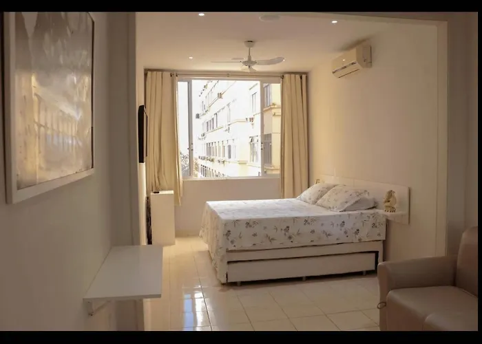 Copacabana Vista Mar Studio, Som Estéreo em Todos os Ambientes, Amplo, internet 120Mb